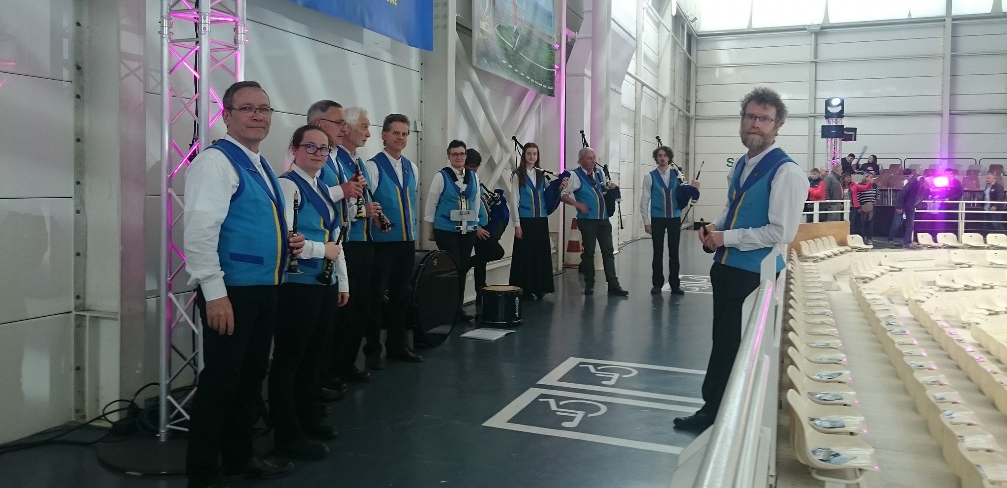 Le Bagad Sant-Brieg en 2019 à la Finale de la proligue de Handball à la salle Stereden de Saint-Brieuc